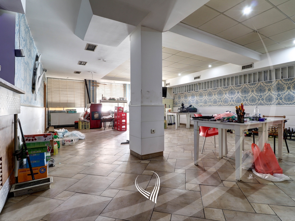 Lokal 360m2 me qira në lagjen Aktash8