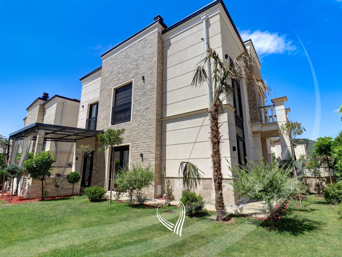 3 bedroom house for rent in Royal Green Residence - Zllatar neighborhood