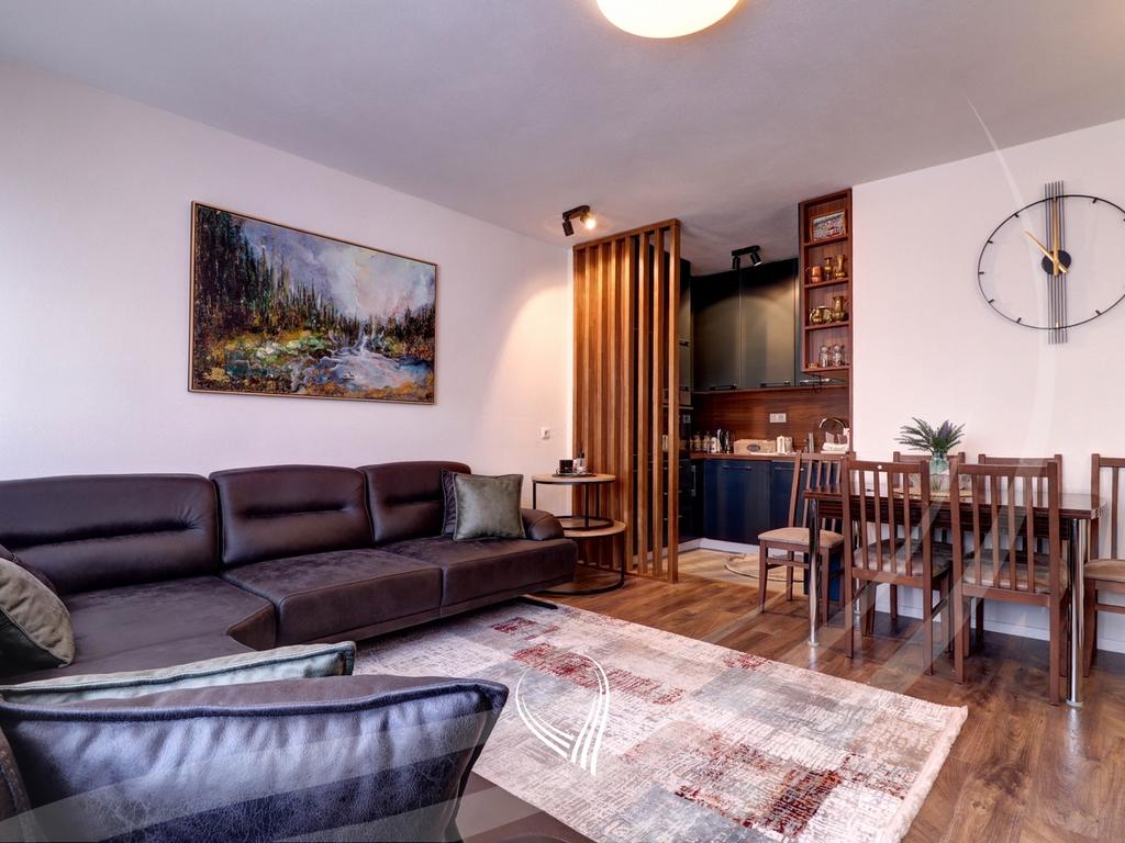 2-bedroom apartment for rent in the Ulpiana neighborhood2