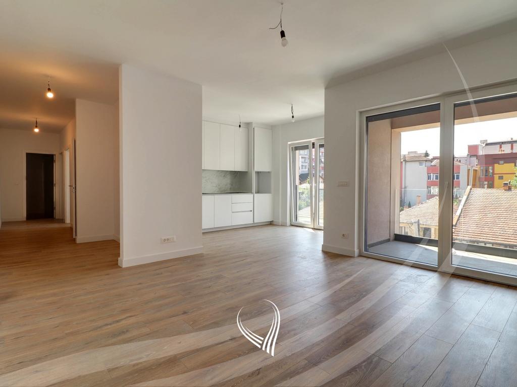 Office with 3 work rooms for rent in the Aktash neighborhood