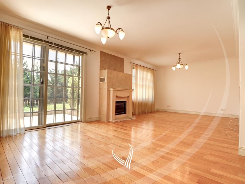 Shtëpi 300m2 me qira në Fshatin Ndërkombëtarë - International Village