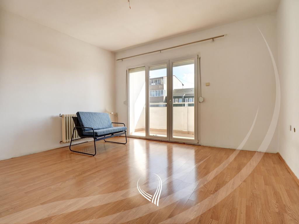 3-bedroom apartment for rent in the Center4