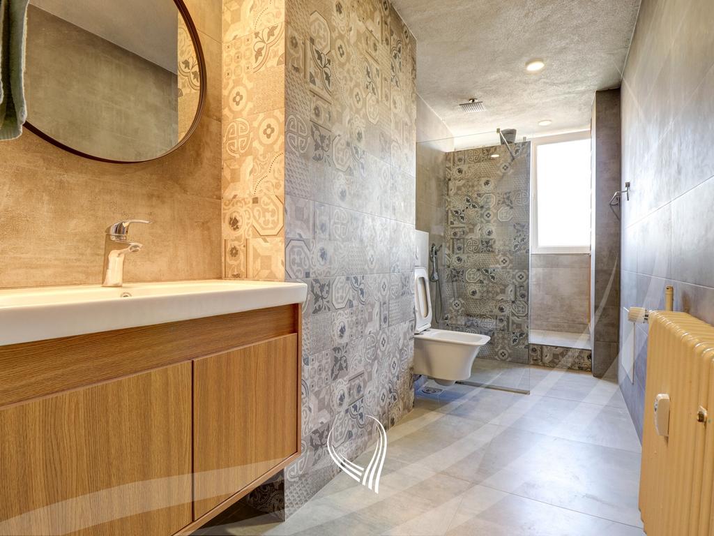 3-bedroom apartment for rent in the Center7