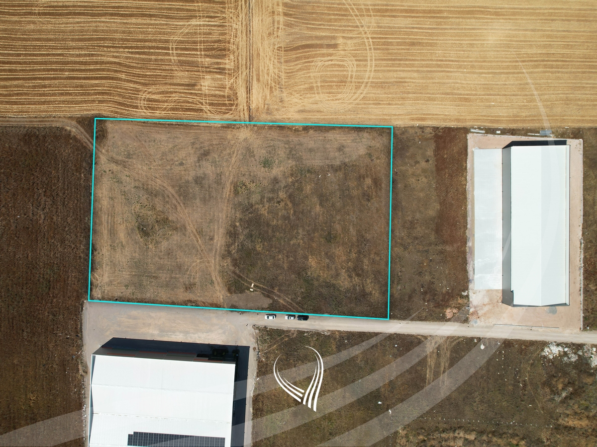 97 ares of land for sale in Suhadoll – near the Marigona Residence neighborhood2