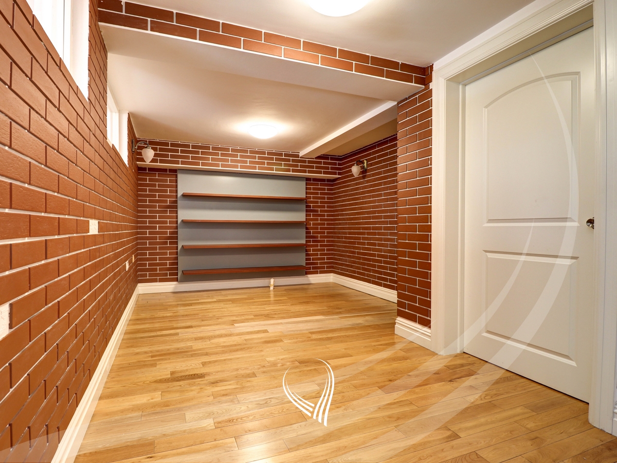 300m2 house for rent in International Village6