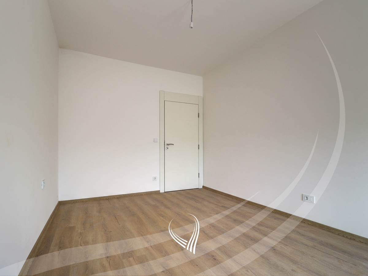 Office space with 3 rooms for rent in the Mati 1 neighborhood3
