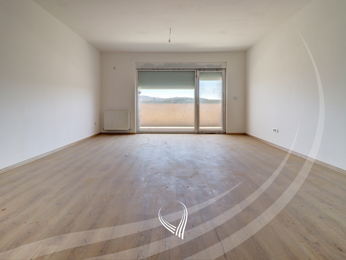 Office space with 4 rooms for rent in the Mati 1 neighborhood0