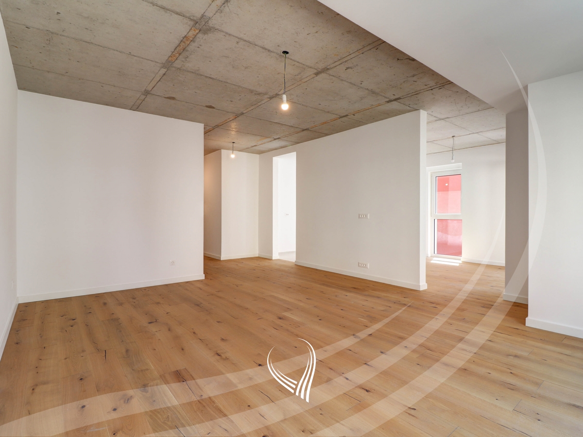 Office space with 4 rooms for rent in the Mati 1 neighborhood2