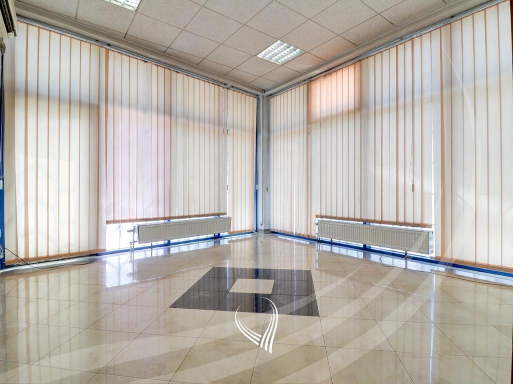 430m2 office for rent in the Center2