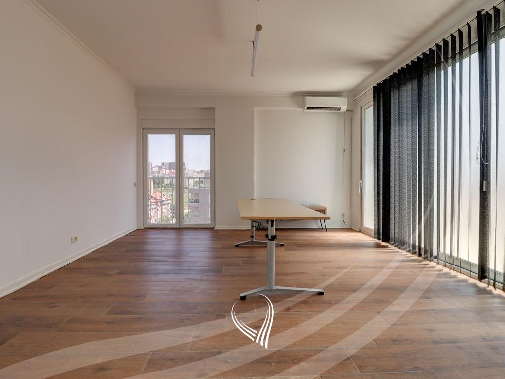 Office penthouse with 4 work rooms for rent in the Mati 1 neighborhood – B Street9