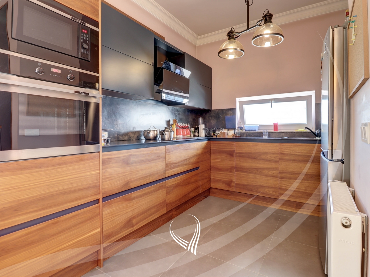 3-bedroom penthouse for rent in the Kalabria neighborhood – Emshir4