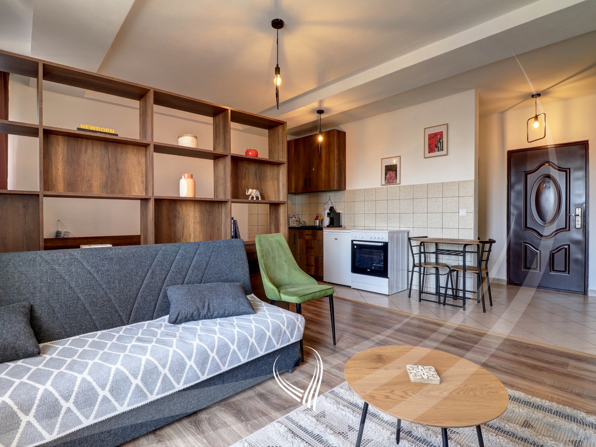 35m2 penthouse for rent in the Center1