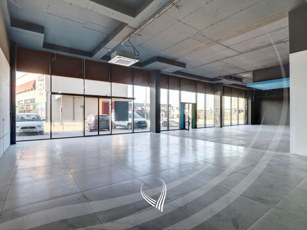 350m2 commercial space for rent in Fushë Kosovë - Industrial Zone