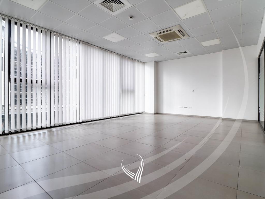 400m2 office space for rent in Lakrishtë neighborhood – Ramiz Sadiku Complex9