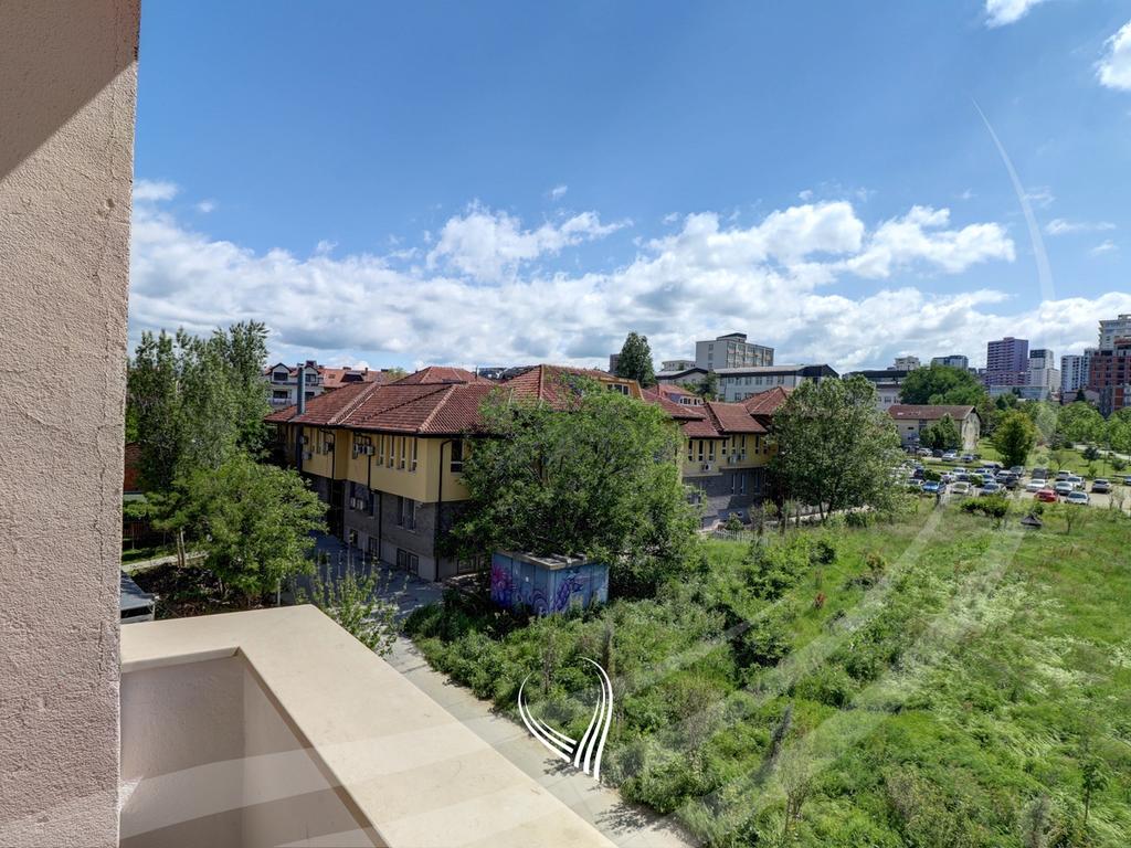 Banesë me 1 dhomë gjumi në shitje në Qendër9