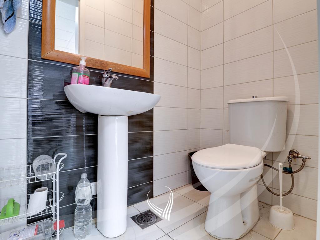 Local 149.24m2 for sale in the Mati 1 neighborhood10