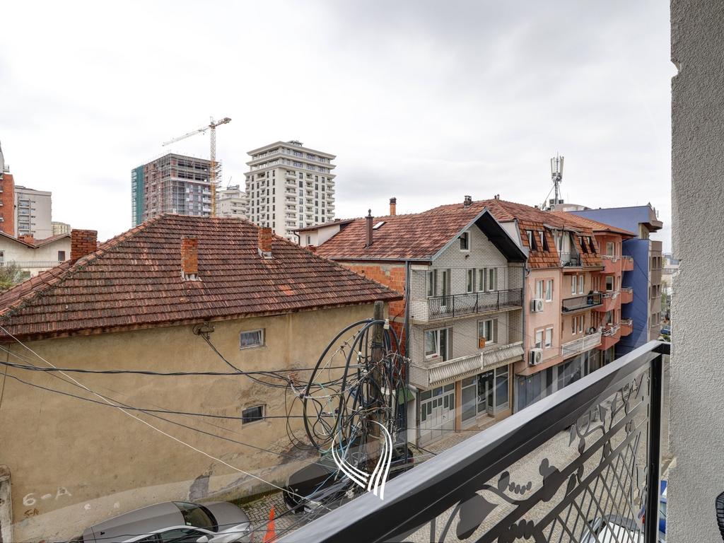 3-bedroom apartment for sale in the Muhaxherëve neighborhood – Royal Dodona11