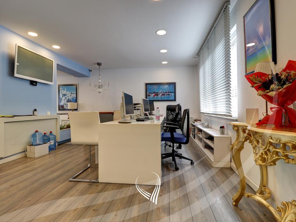 Lokal 90m2 me qira në Qendër4