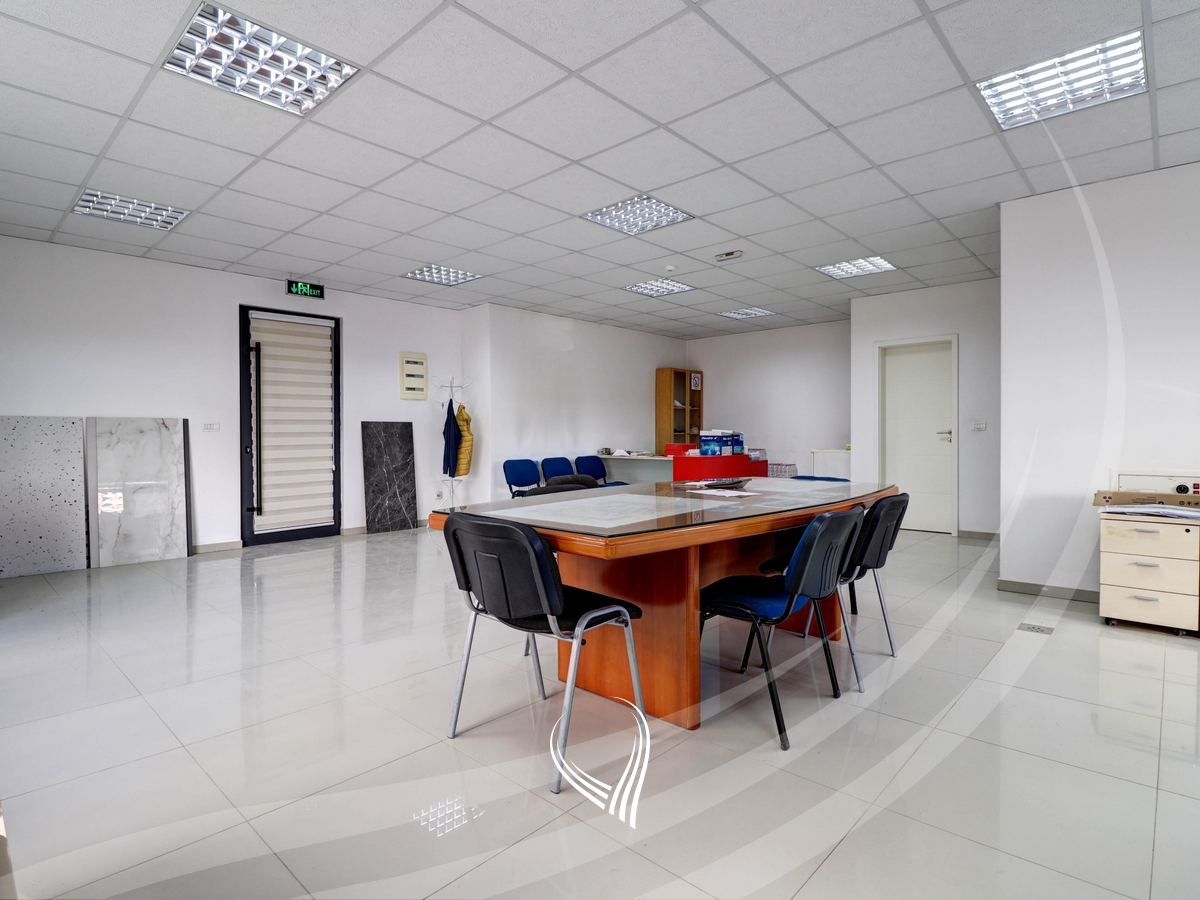 Local 149.24m2 for sale in the Mati 1 neighborhood7