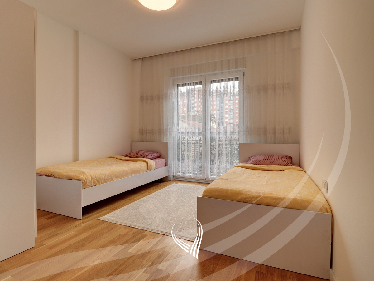 3-bedroom apartment for sale in the Muhaxherëve neighborhood – Royal Dodona5