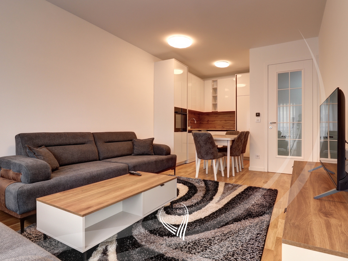 Banesë me 1 dhomë gjumi me qira në lagjen e Muhaxherëve – Royal Dodona1