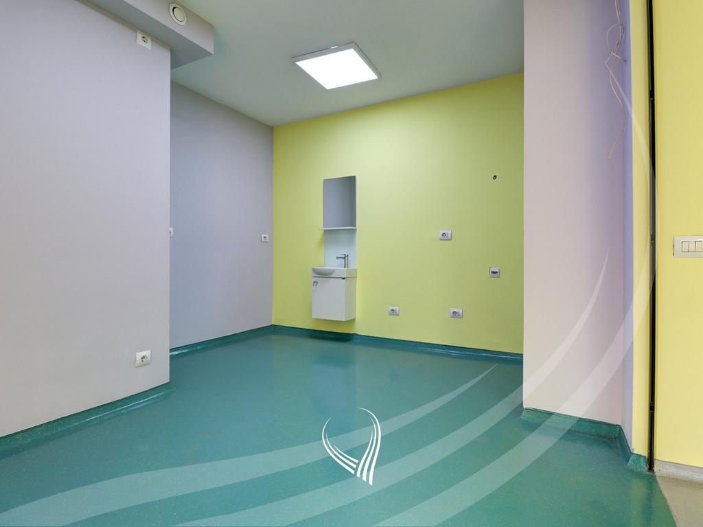 Zyre me 4 dhoma pune me qira në lagjen Kalabria – Emshir1