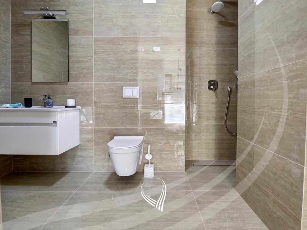 340m2 house for rent in the Marigona Hill neighborhood16