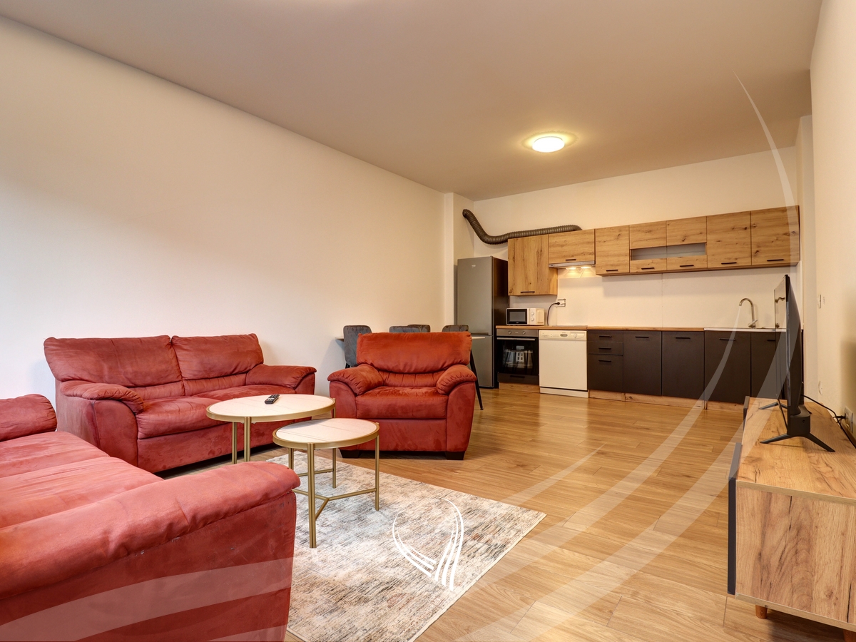 Banesë me 2 dhoma gjumi me qira në lagjen Aktash1