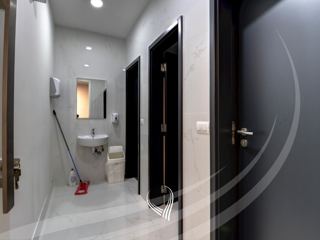 Office 667m2 for rent in the Lakrishte neighborhood - Icon Tower13