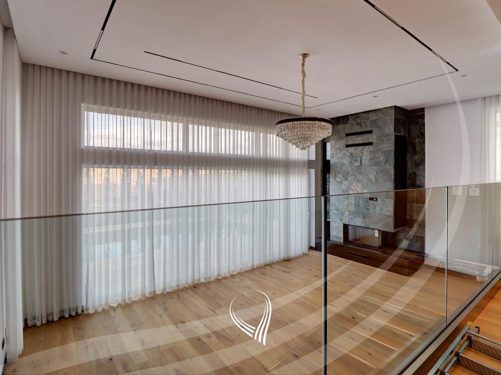 Shtëpi 340m2 me qira në lagjen Marigona Hill7