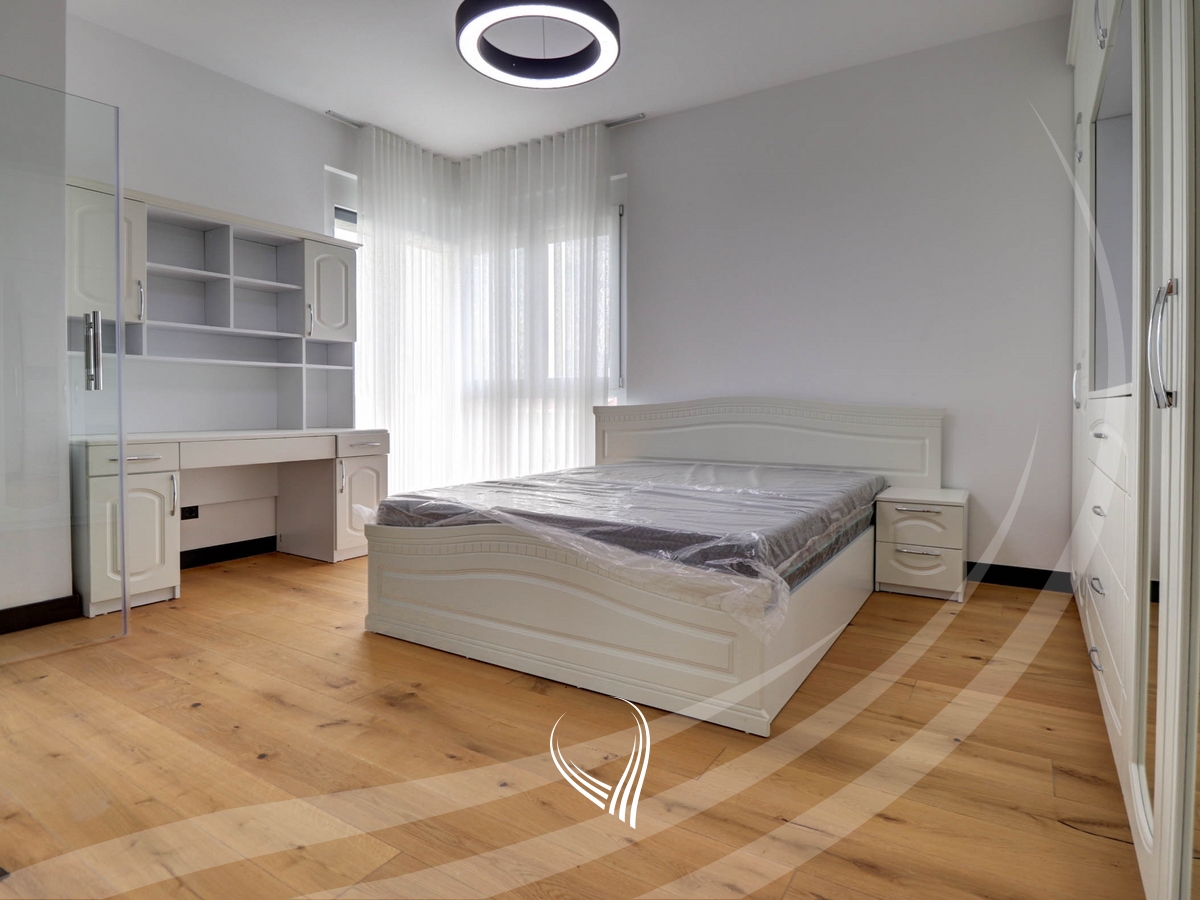 Shtëpi 340m2 me qira në lagjen Marigona Hill9