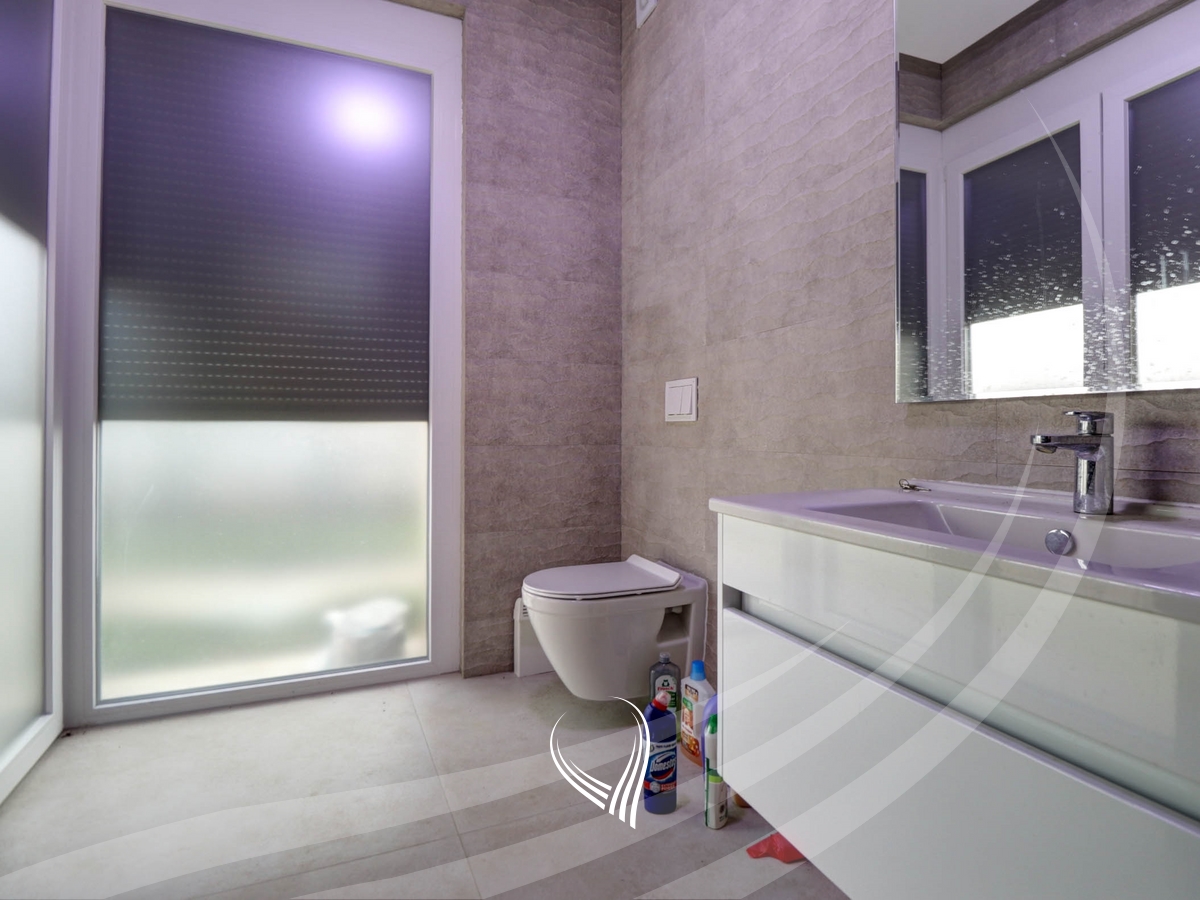 Shtëpi 340m2 me qira në lagjen Marigona Hill22