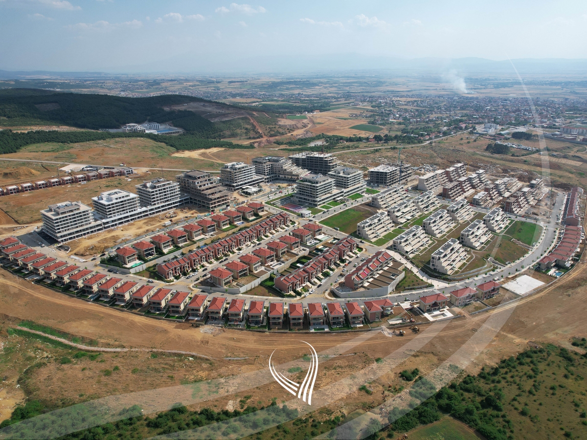 Shtëpi 340m2 me qira në lagjen Marigona Hill24