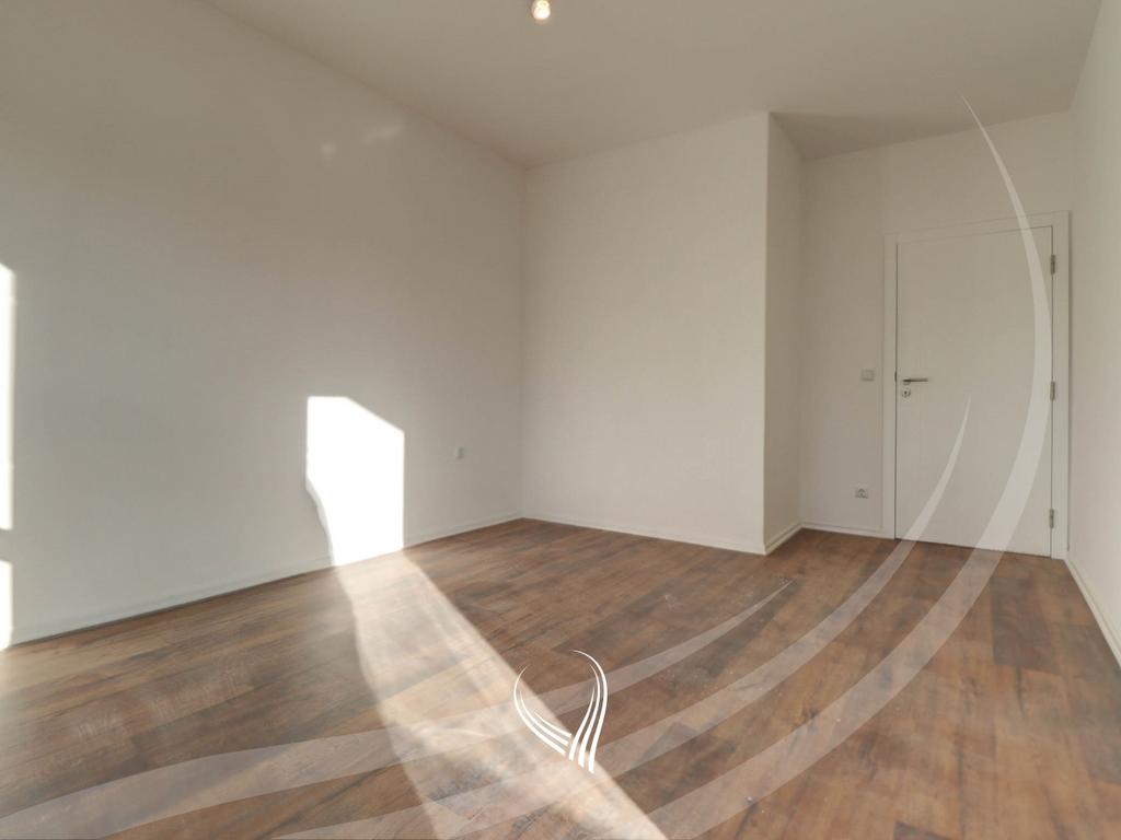 Banesë me 2 dhoma gjumi në shitje në lagjen Mati 13