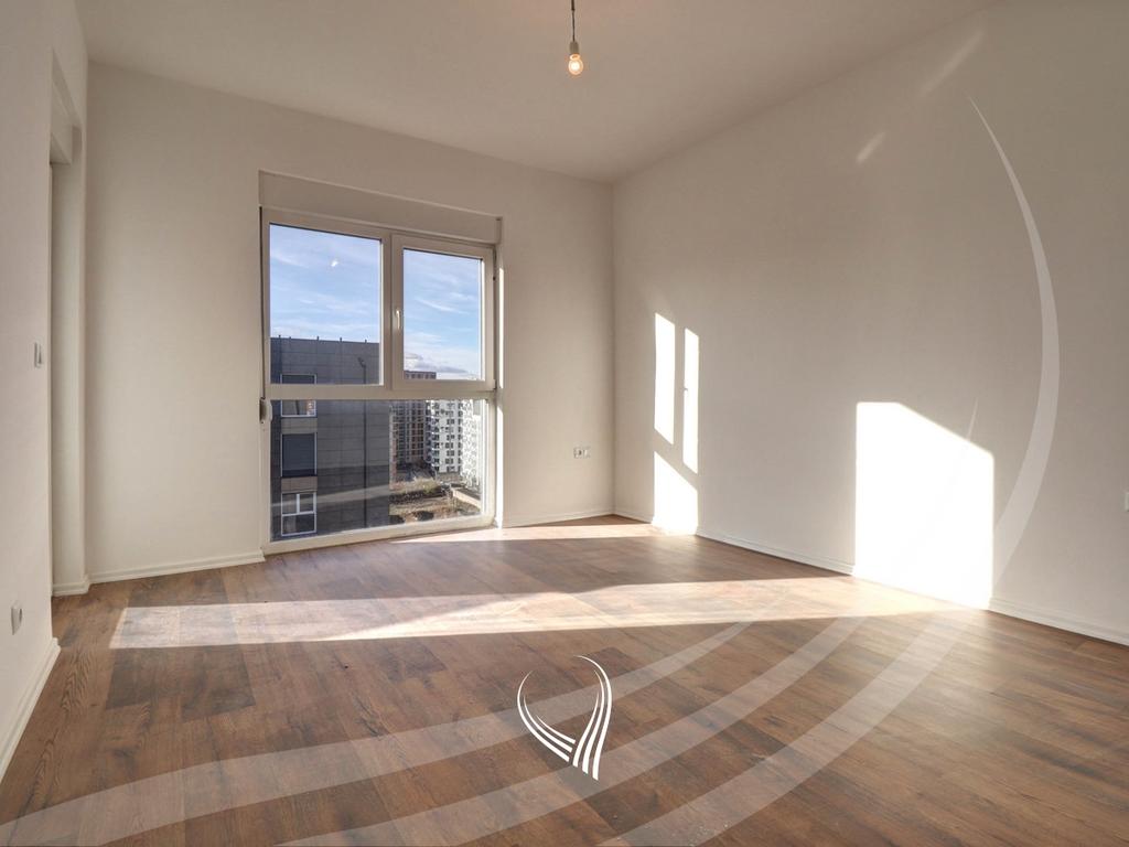 Banesë me 2 dhoma gjumi në shitje në lagjen Mati 12