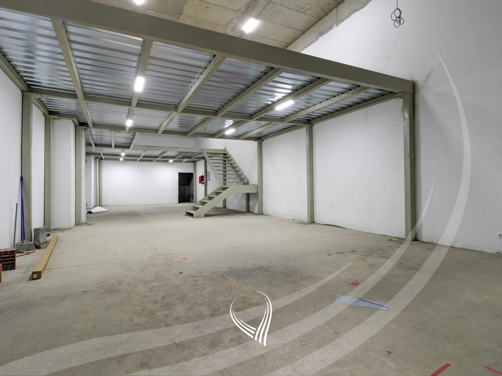 200m2 premises for rent in the Lakrishtë neighborhood2