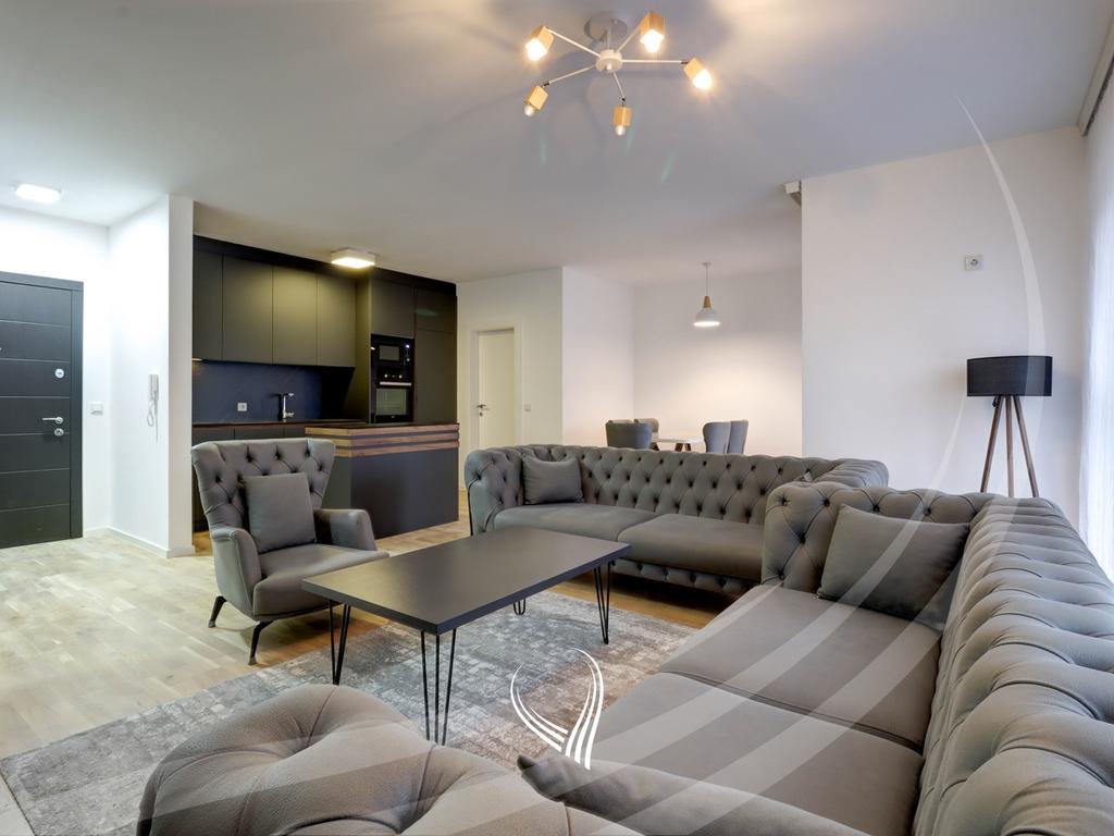 Banesë me 3 dhoma gjumi me qira në lagjen Prishtina e Re4