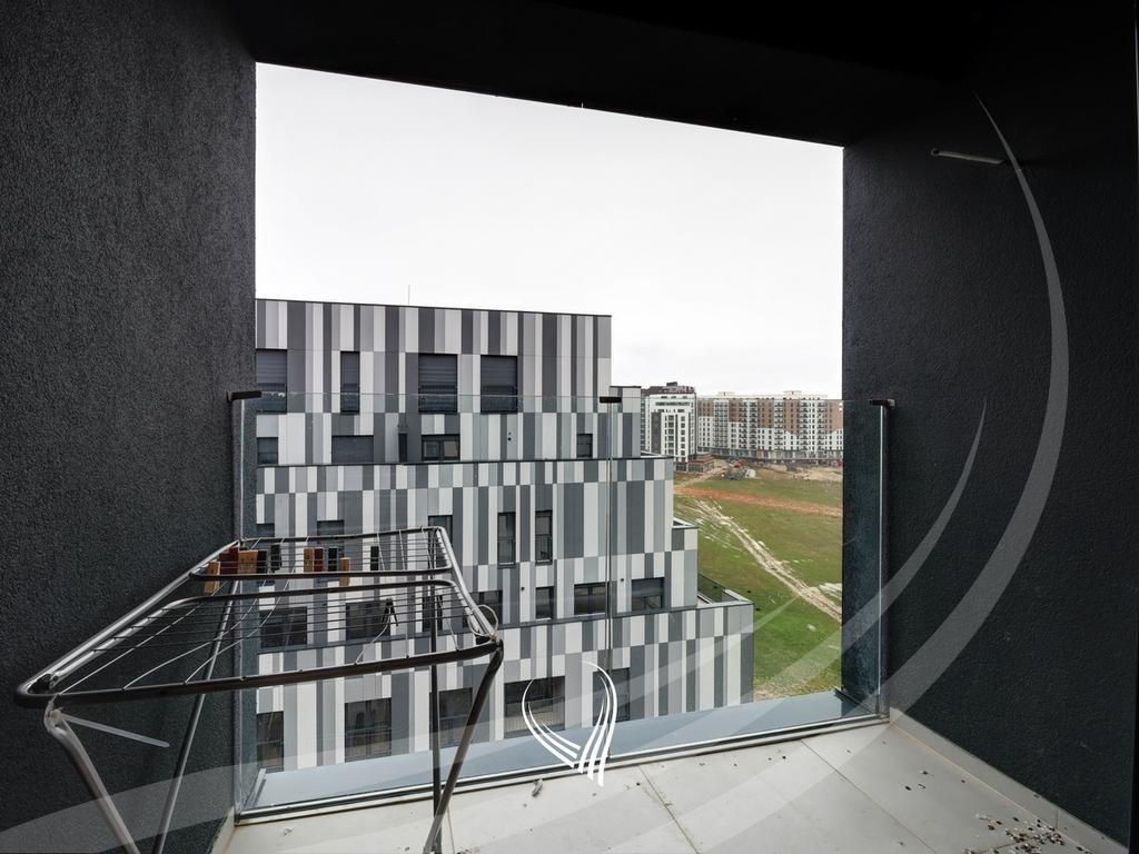 Banesë me 3 dhoma gjumi me qira në lagjen Prishtina e Re12