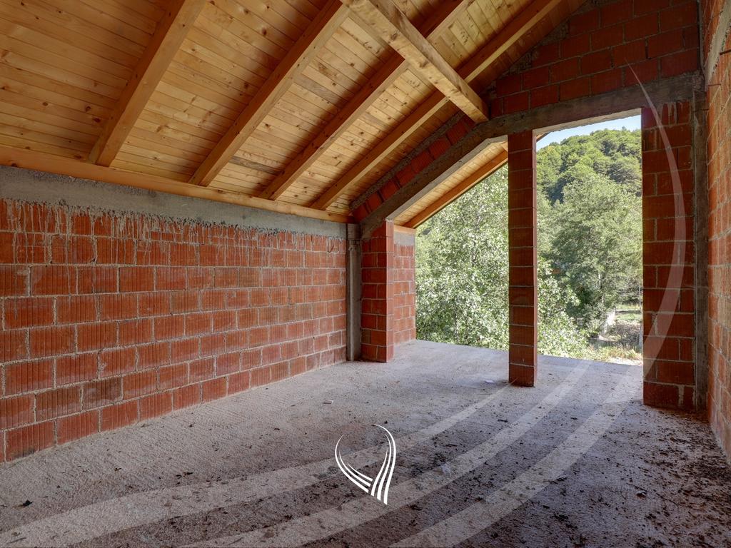 160m2 villa for sale in Brezovica5