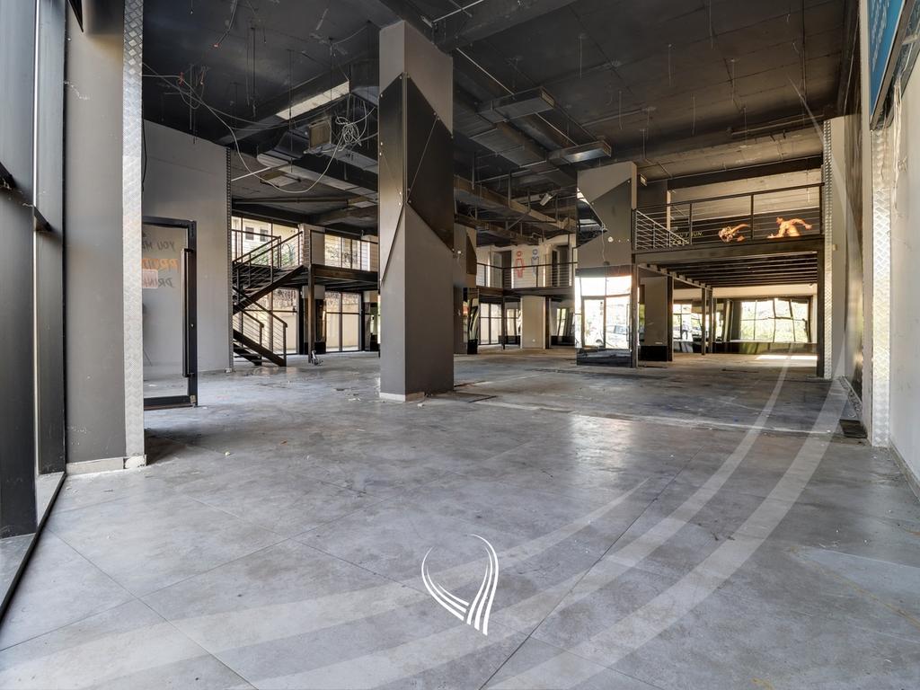Lokal 406m2 në shitje në lagjen Mati 1 – Alko Group1
