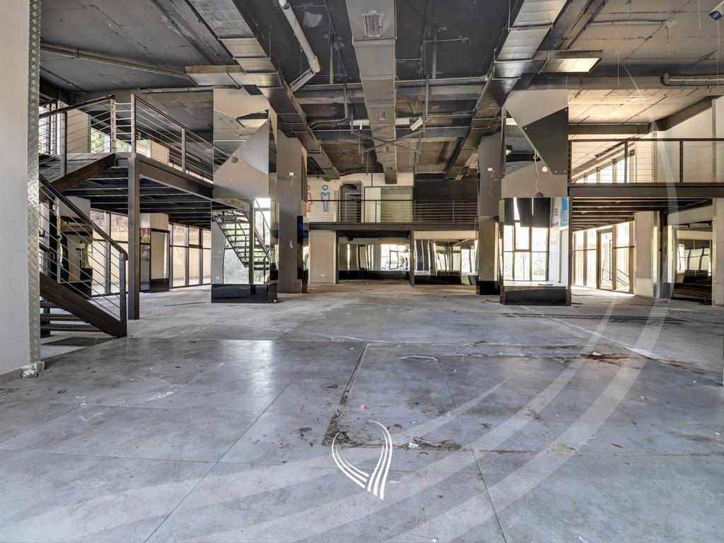 Lokal 406m2 në shitje në lagjen Mati 1 – Alko Group