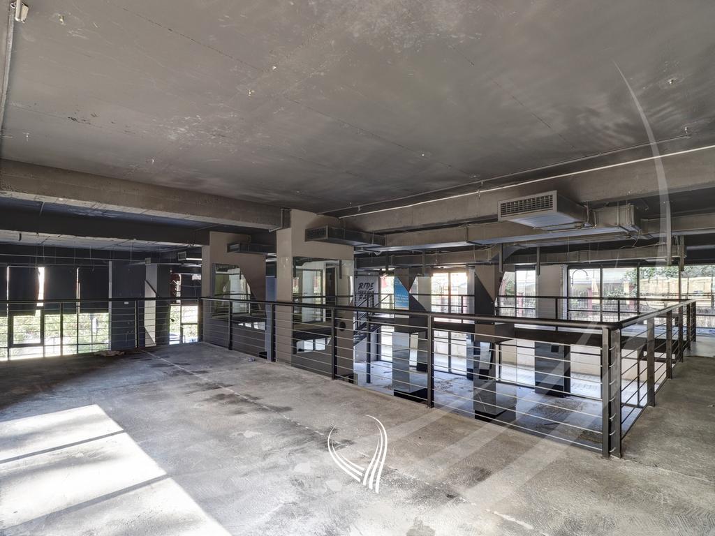 Lokal 406m2 në shitje në lagjen Mati 1 – Alko Group4