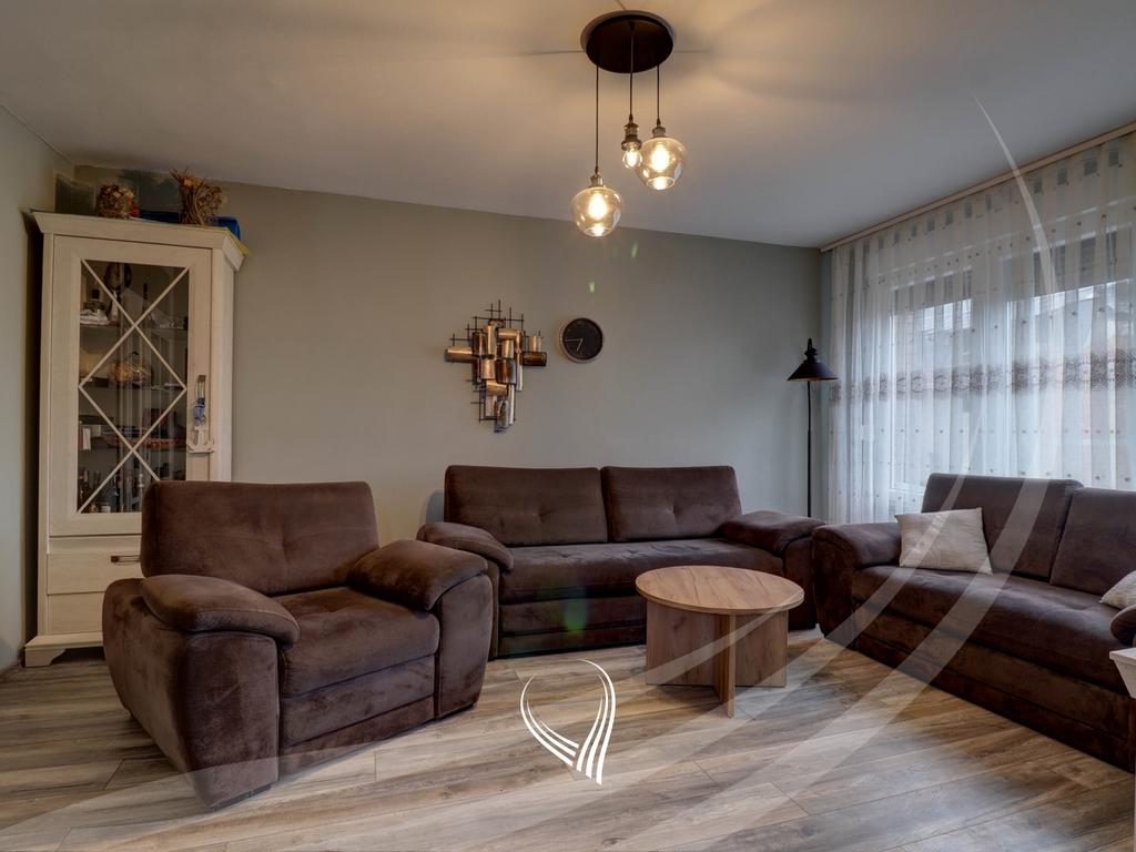 2-bedroom apartment for rent in the Pejton neighborhood2