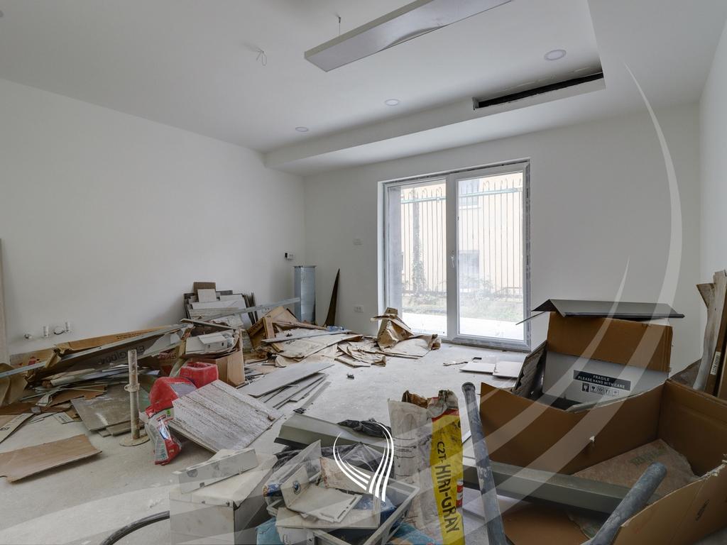 490m2 property for sale in the Arbëria neighborhood - Dragodan25
