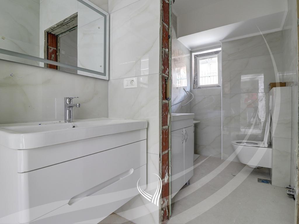 490m2 property for sale in the Arbëria neighborhood - Dragodan30