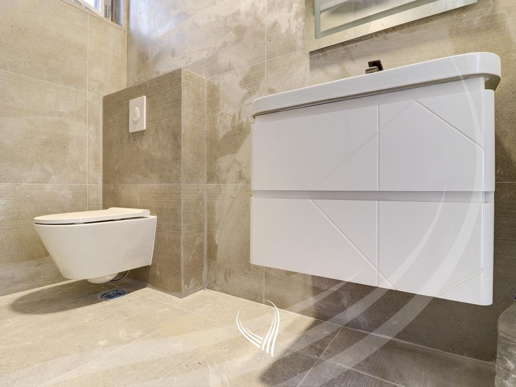 490m2 property for sale in the Arbëria neighborhood - Dragodan32