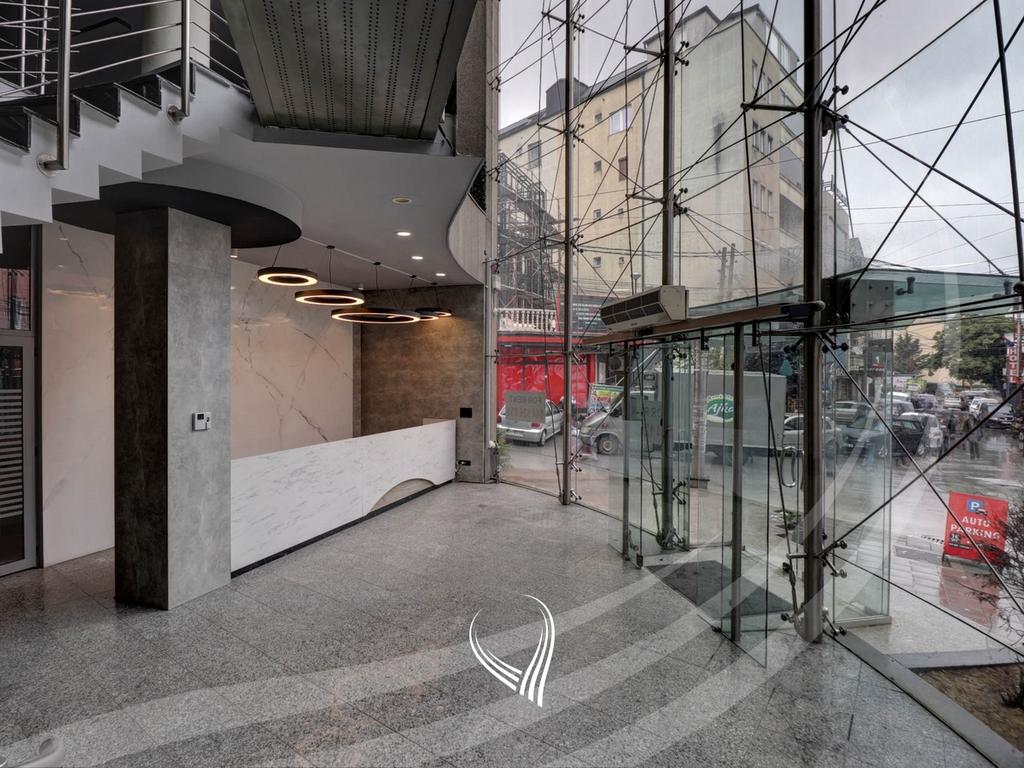 Commercial property 1,000m2 for rent in Dodona neighborhood3