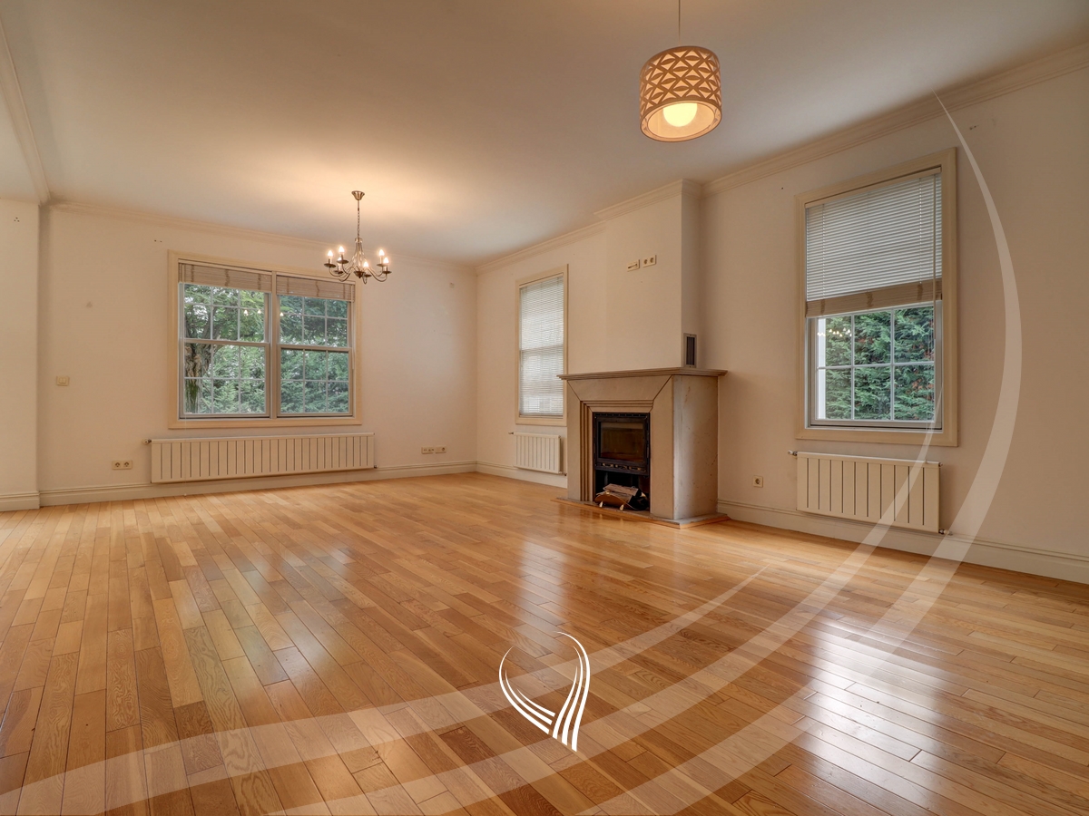 330m2 house for rent in International Village1