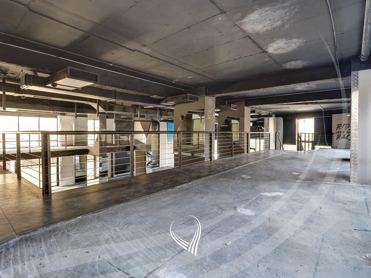 Lokal 406m2 në shitje në lagjen Mati 1 – Alko Group3