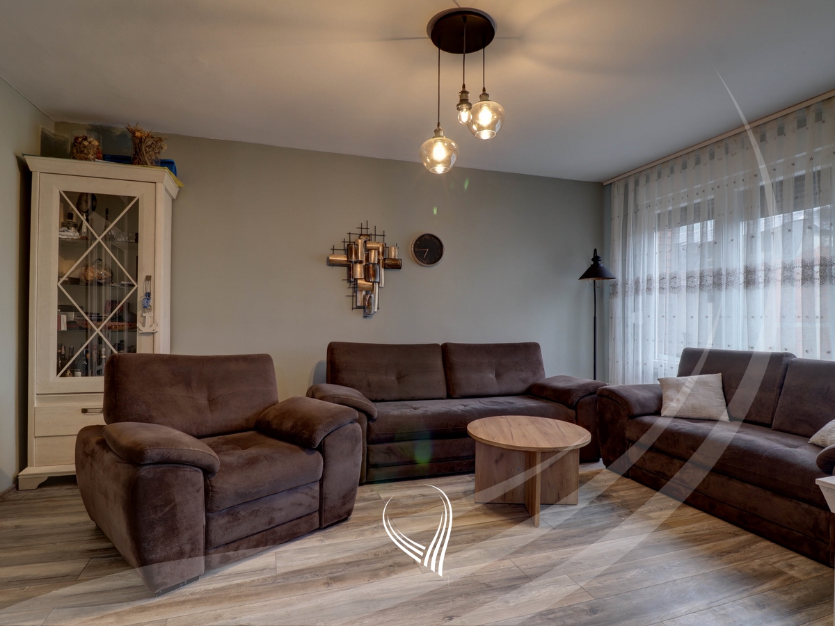 2-bedroom apartment for rent in the Pejton neighborhood2